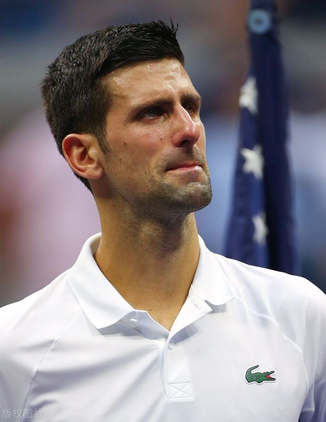 开云体育APP下载德约科维奇迎来十五赛季出色发挥，SKT观众热烈欢呼！(EDG对战skt)