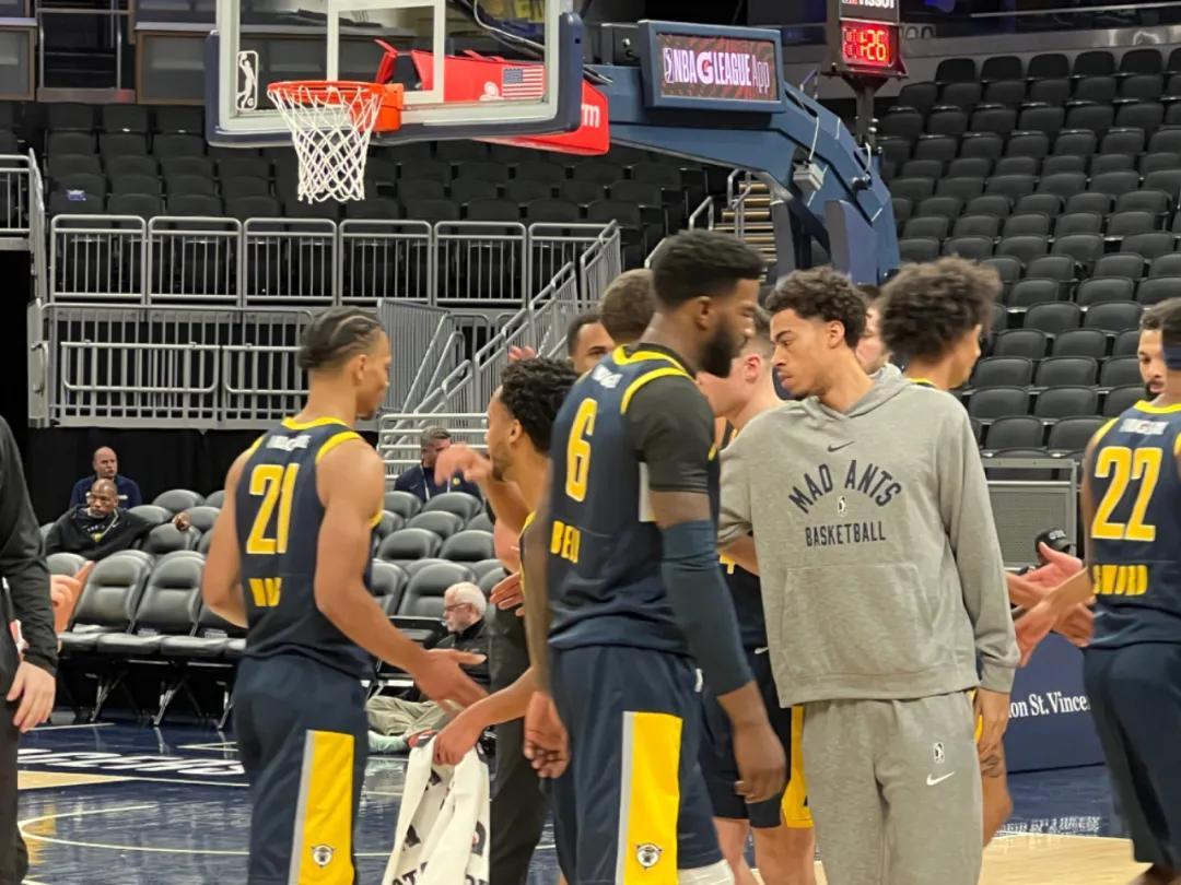 开云体育官网印第安纳步行者迎全明星赛关键赛,转会期战术微调,球迷炸锅,年轻球员得到机会的简单介绍